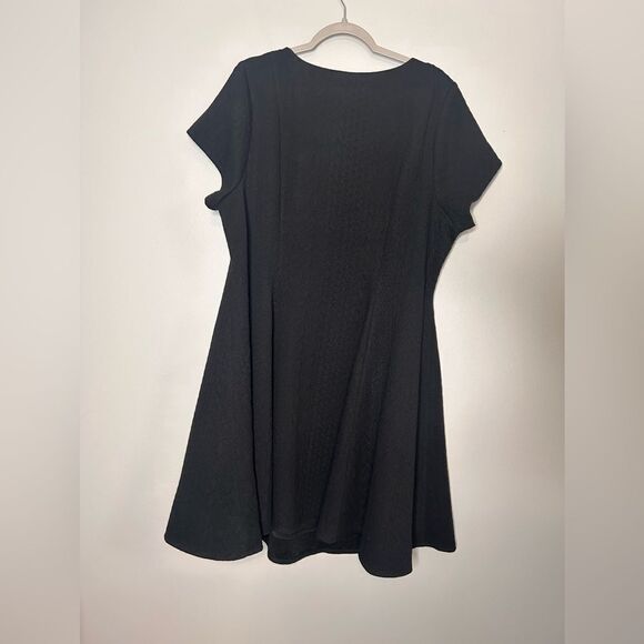 Torrid Mini Textured Knit Skater Dress NWT - Picture 8 of 10